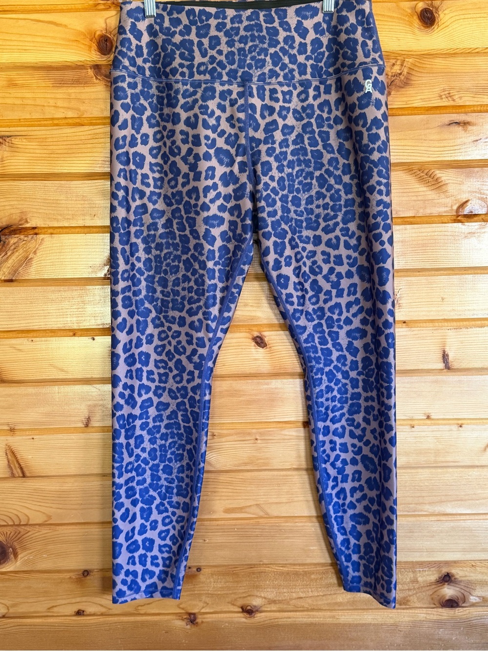 Good American Blue Leopard Print Leggings